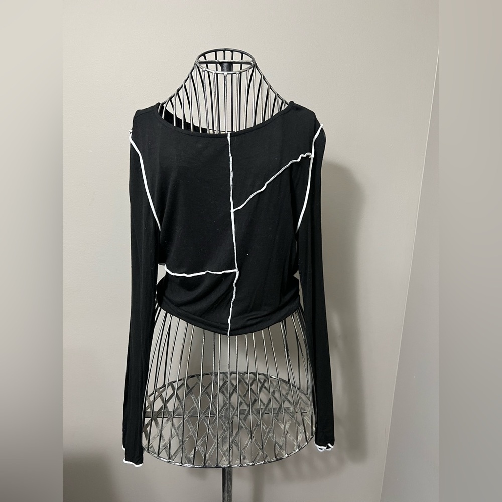 Liberty Love by Buckle Long Sleeve Top